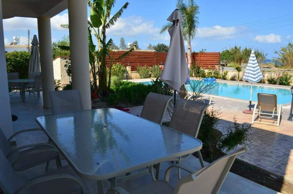 Dora' S Villa 阿尔加卡 外观 照片